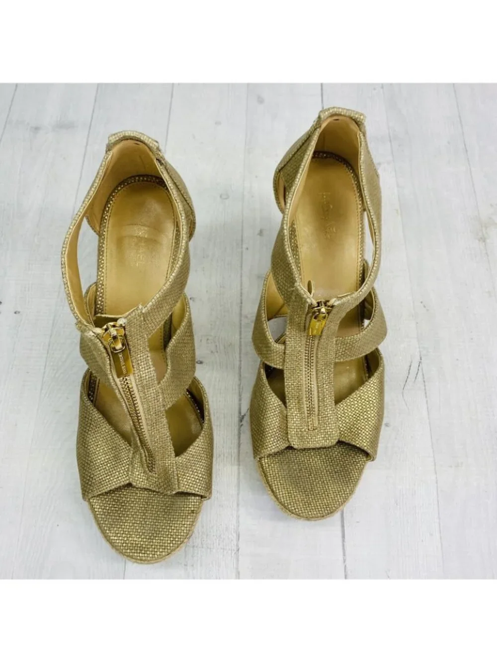 Michael Kors BERKLEY Gold Metallic Canvas Zip Jute Trim Platform Sandal Sz 9.5 M